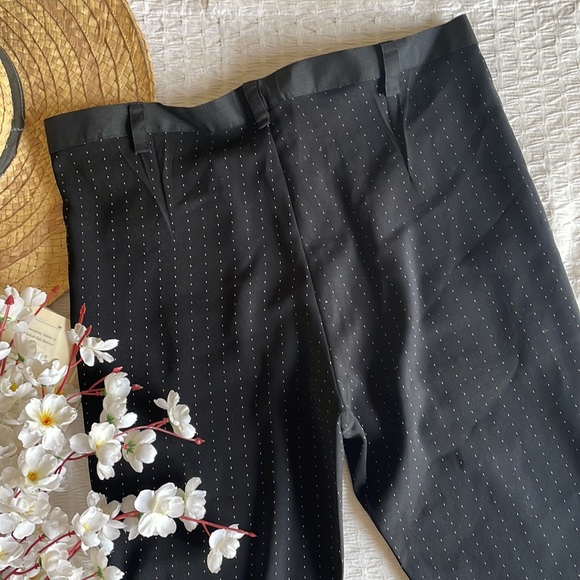 Black flared pants with pin stripes - Picture 6 of 7